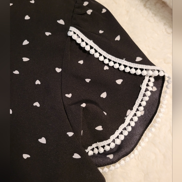 SHEIN NWOT Heart Patterned Tops Set - Picture 8 of 13